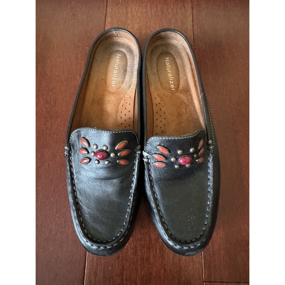 Naturalizer Ady Slip On Loafers Black Leather 7 Embellished Stitching Comfort